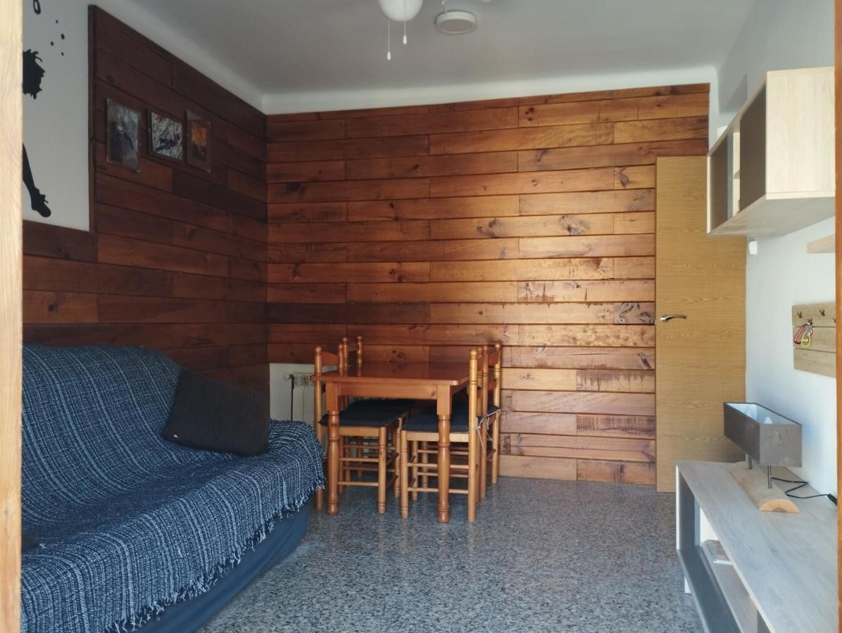 Alquiler En Importante Zona De Escalada !! Apartment Camarasa Ngoại thất bức ảnh